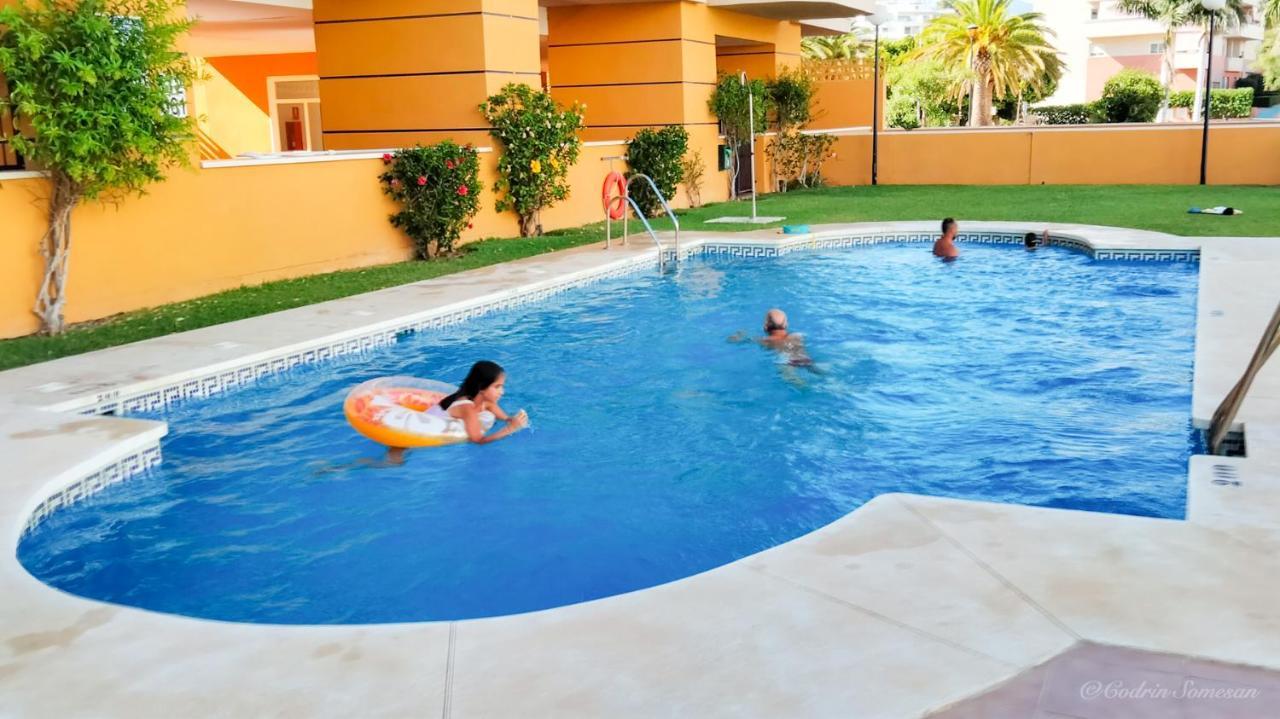 Cozy Apartment Overlooking Estepona'S Marina! Esterno foto