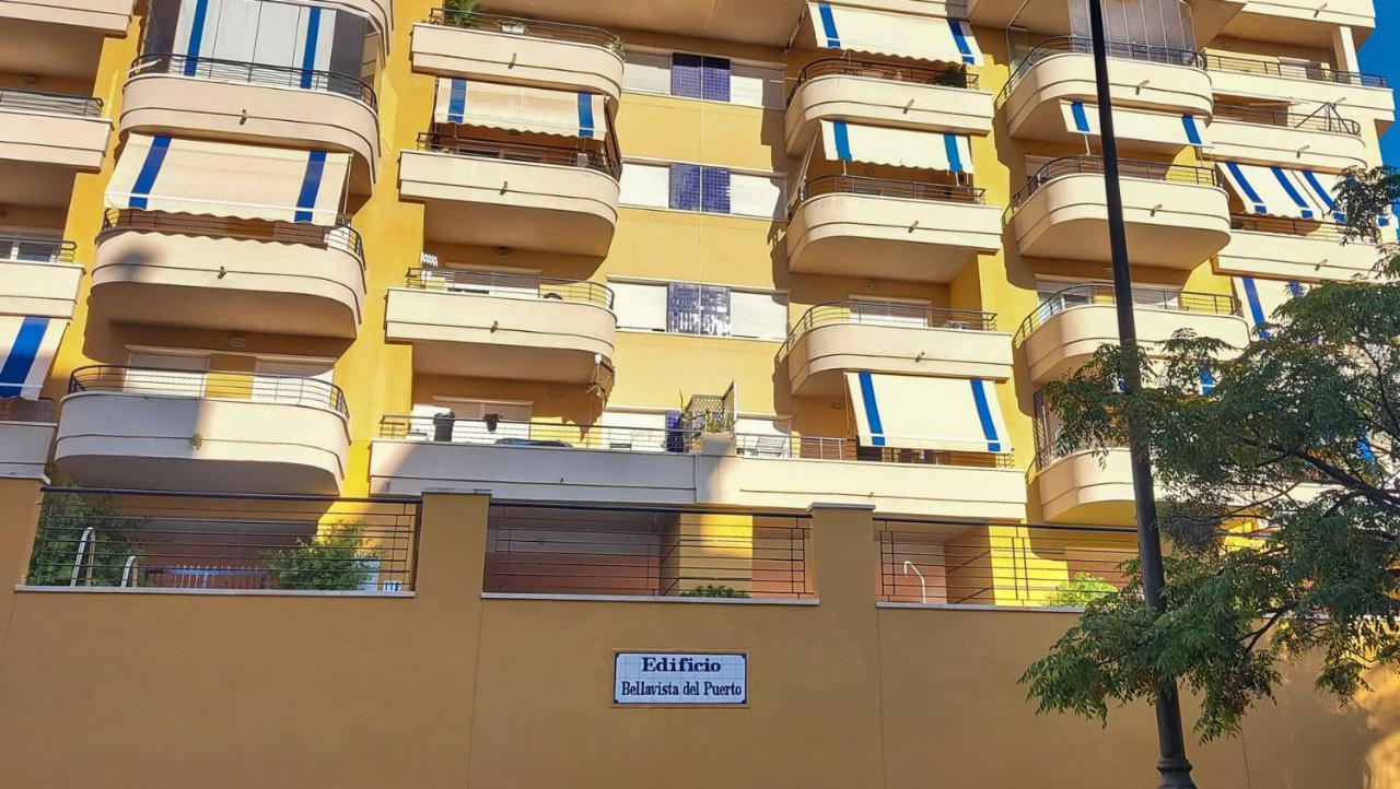 Cozy Apartment Overlooking Estepona'S Marina! Esterno foto